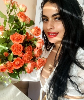 Обладая уникальным опытом, я смогу удовлетворить все твои желания и фантазии. Фотографии нисколько не приукрашены - ты получишь именно то, что видишь. У меня есть множество положительных отзывов от довольных клиентов, ты можешь узнать о них подробнее на моем профиле. Готова сделать тебе компанию в самых разных ситуациях - от романтического ужина до страстных развлечений в постели. Тебе остается только оставить заявку и позволить мне удивить тебя. Не откладывай на завтра, потому что я жду тебя прямо сейчас!💫🌟. 1823, 28 лет